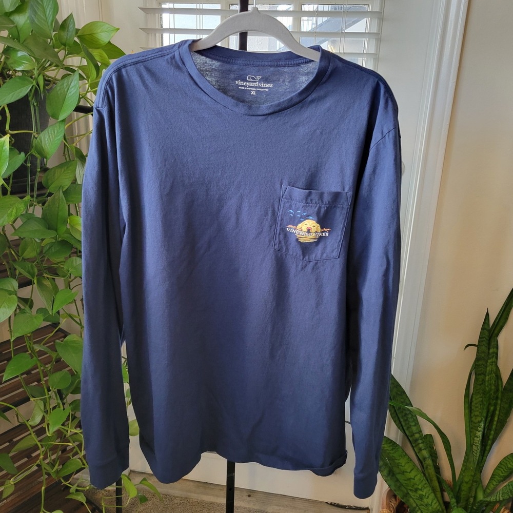 Vineyard Vines Mens XL Navy Blue Golden Retriever Dog Long Sleeve Pocket T-Shirt